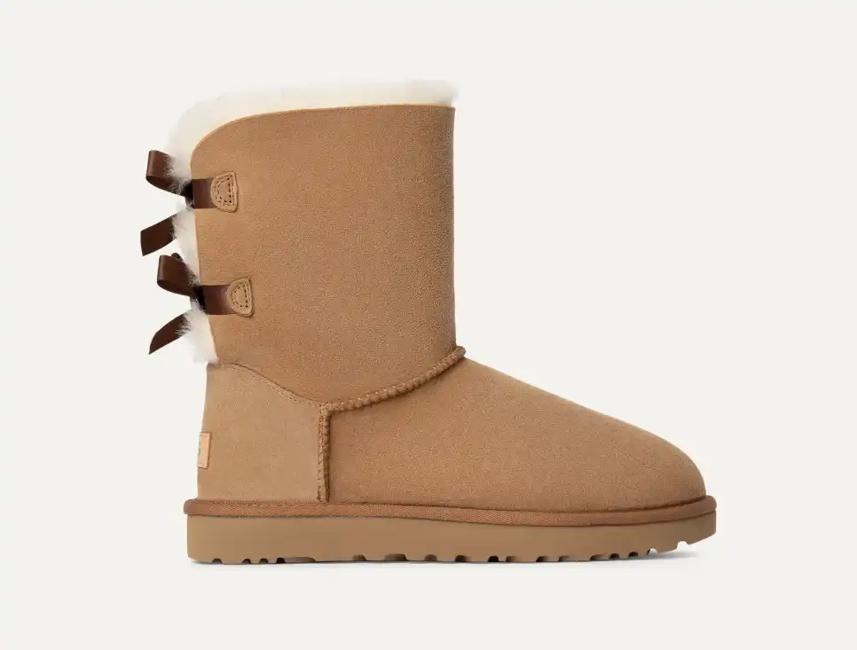 UGG Bailey Bow II — Chestnut